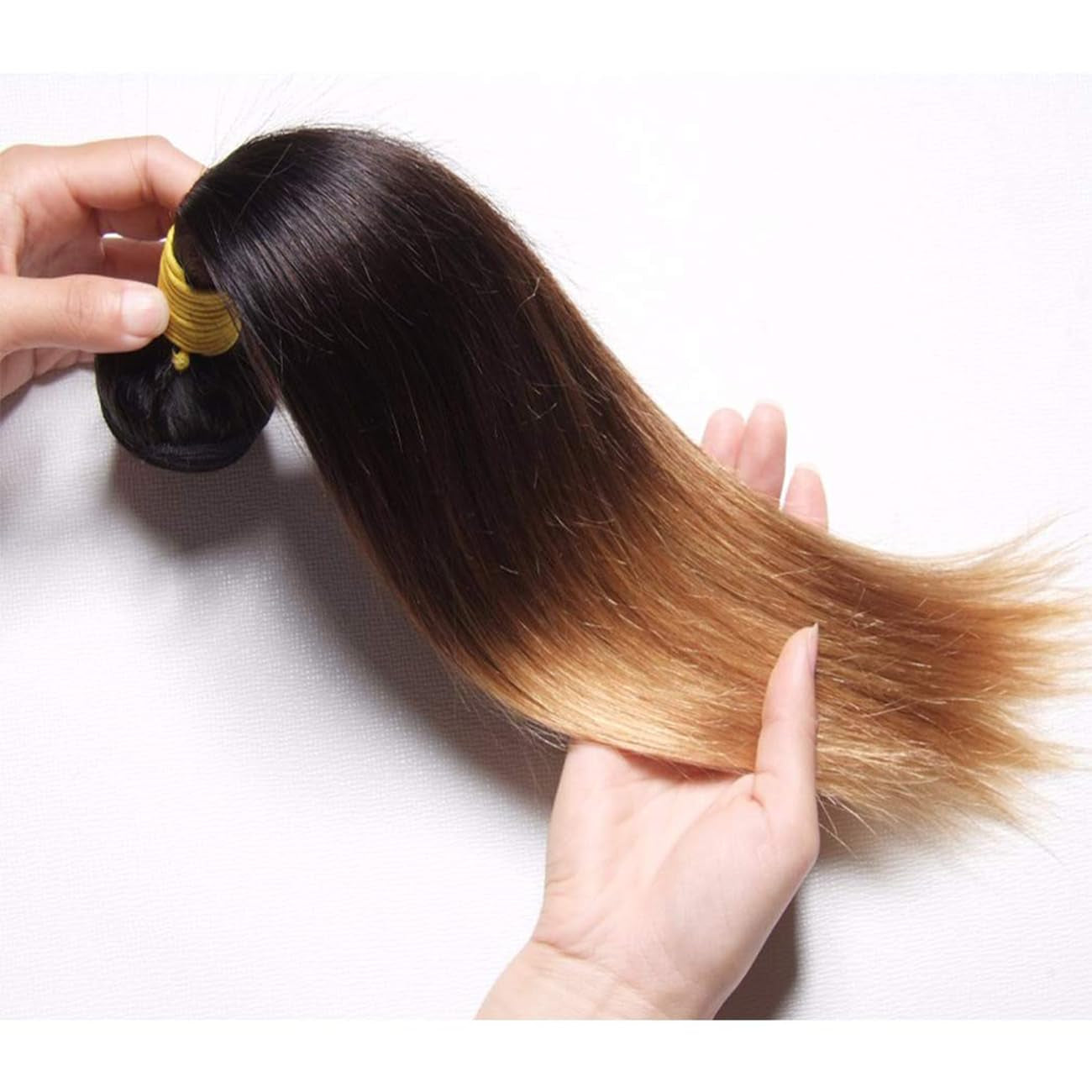 1B427 Human Hair Bundles Straight Brazilian Remy Hair Bundles Three Tone Hair Weave Double Weft Extensions for Women Ombre 1B/4/27 3 Bundles 24 26 28 Inch