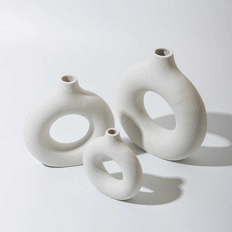 Nordic Circular Hollow Ceramic Vase For Flowers/Plants